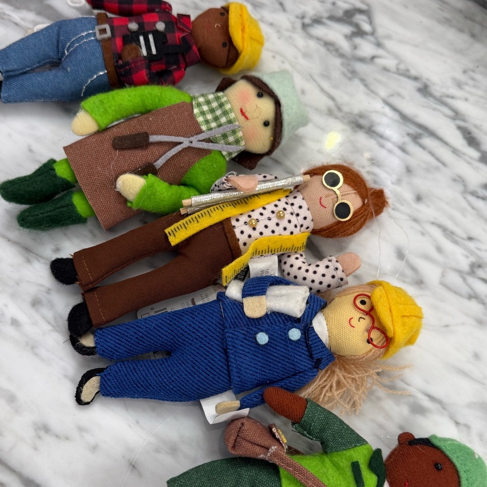 NWT Handcrafted Felt Doll Ornament Set of 5 Career Workers Gardener Construction - Picture 4 of 4
